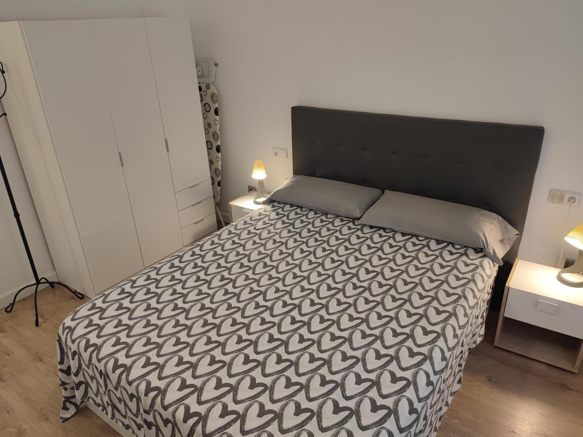 Apartamento Completo Muy Cerca Del Centro Ideal Para Familias Con Piscina Figueres  Ngoại thất bức ảnh